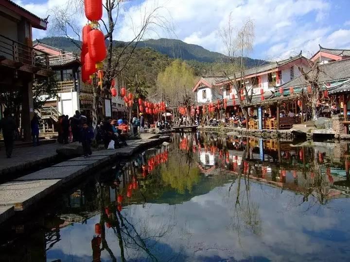 纽扣教育以更好地与孩子沟通，理解其内心世界